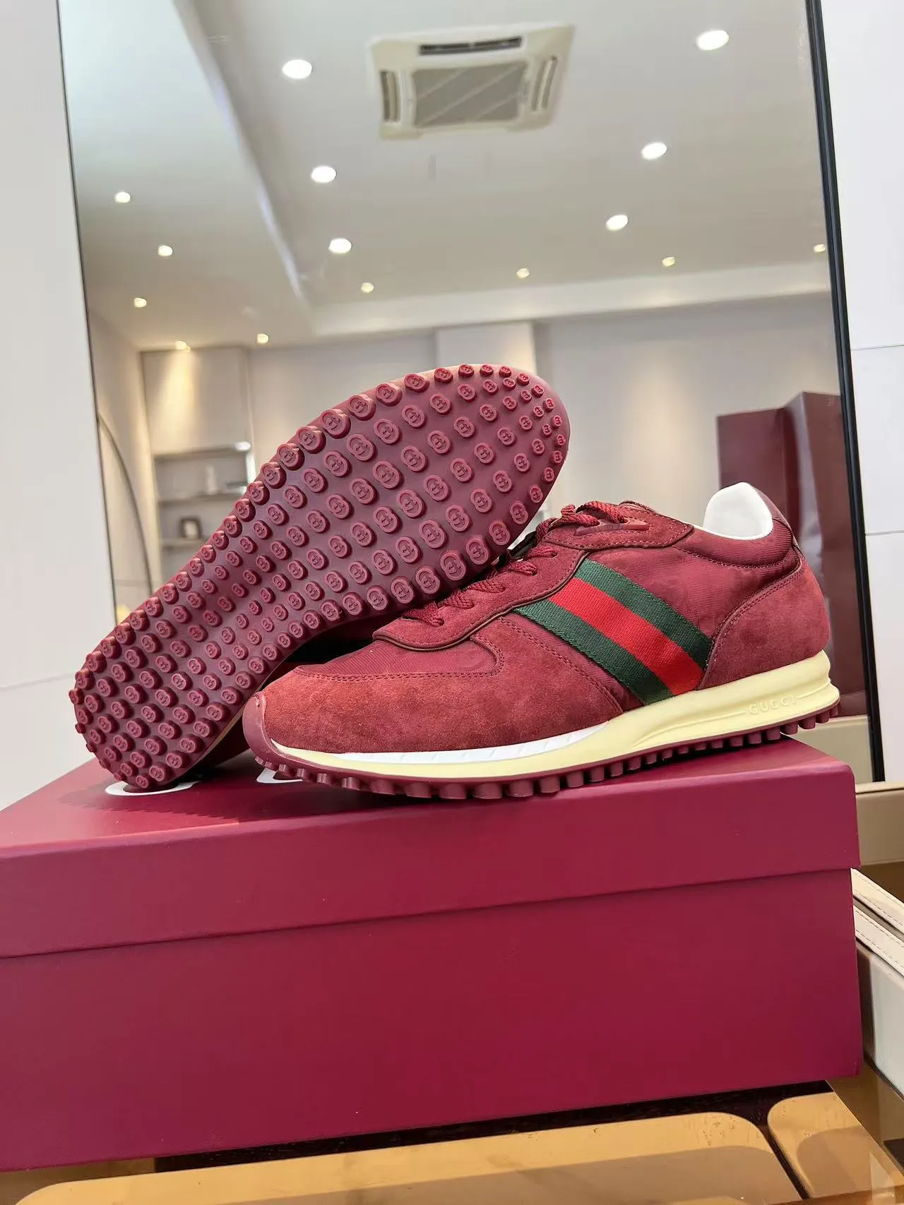 660💰GUCCI Men's New Forrest Gump Sports Shoes Light, comfortable and versatile, full of details, showing retro sports feelings Men's size 39-45
